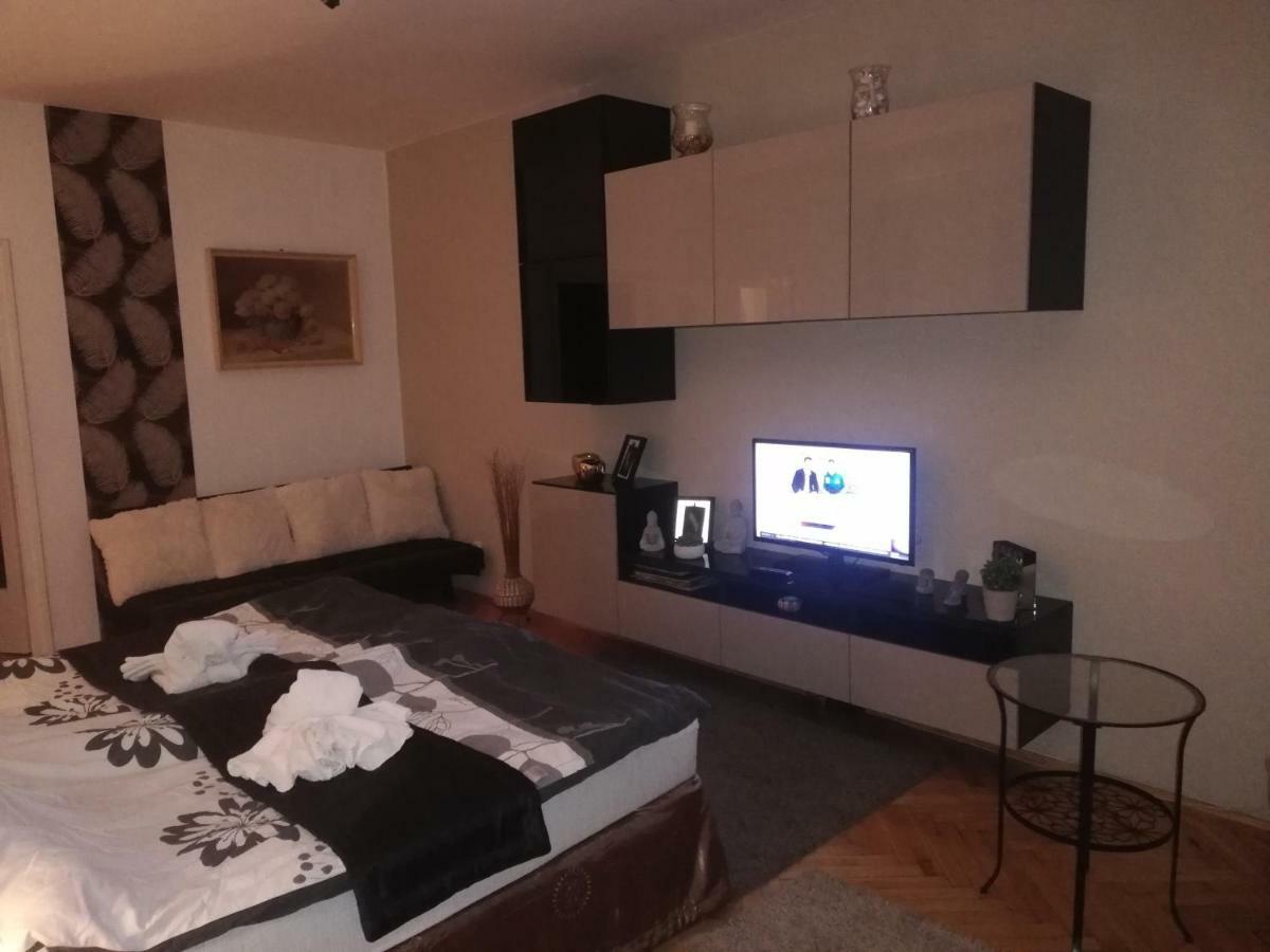 Heni Apartman Nagykanizsa Exteriör bild