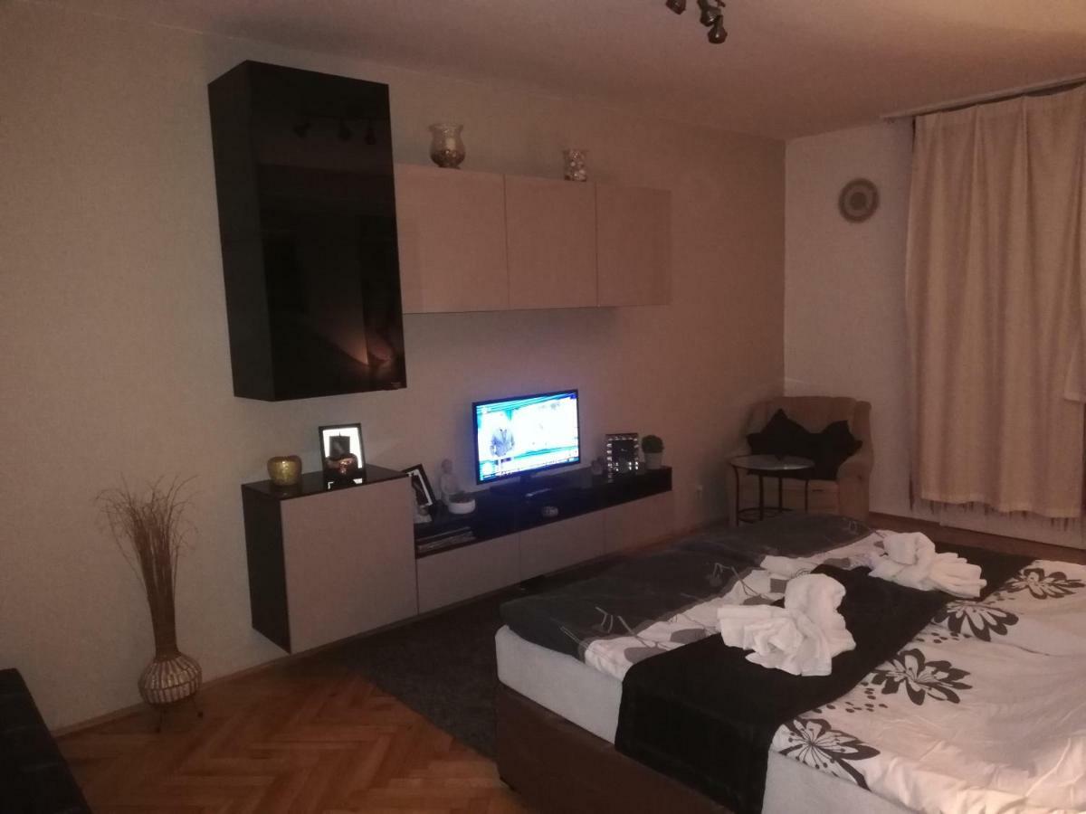 Heni Apartman Nagykanizsa Exteriör bild