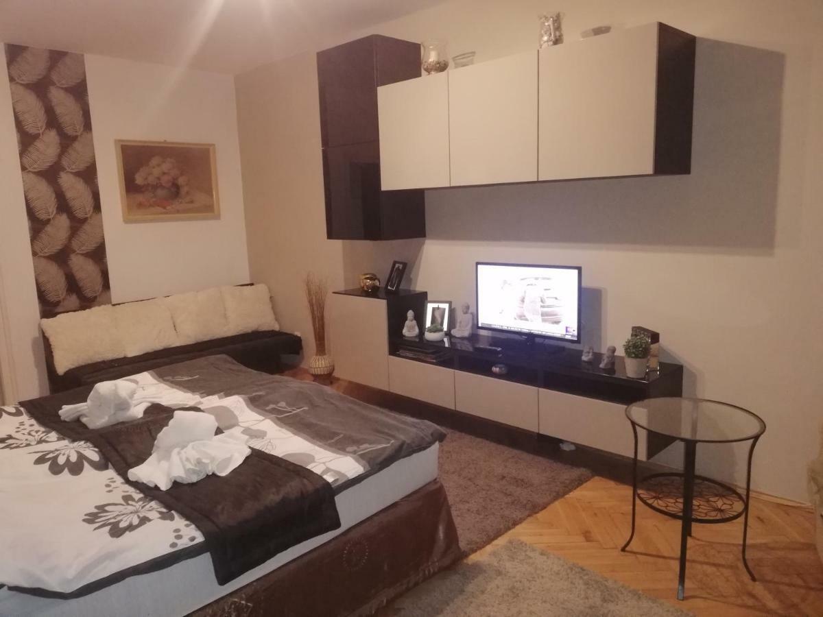 Heni Apartman Nagykanizsa Exteriör bild